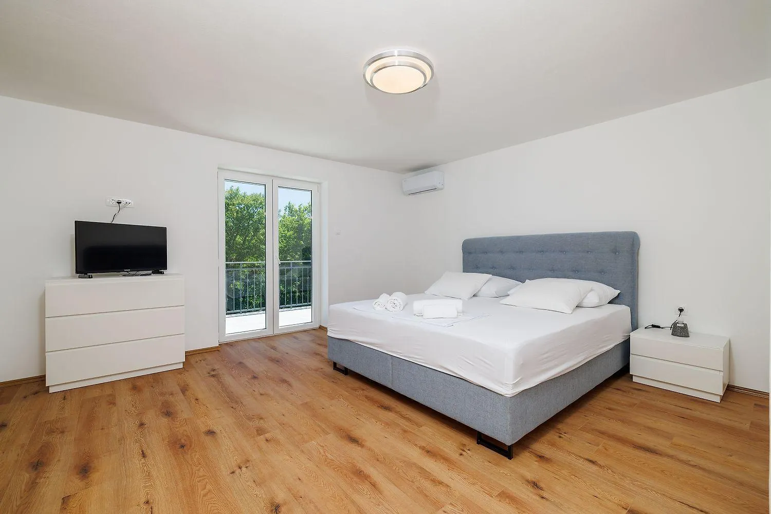 Atemberaubende Villa Mit Whirlpool, Privatpool, Aussendusche, Fitnessraum, Waschmaschine Tribalj  0*, Tribalj (Primorsko-Goranska)