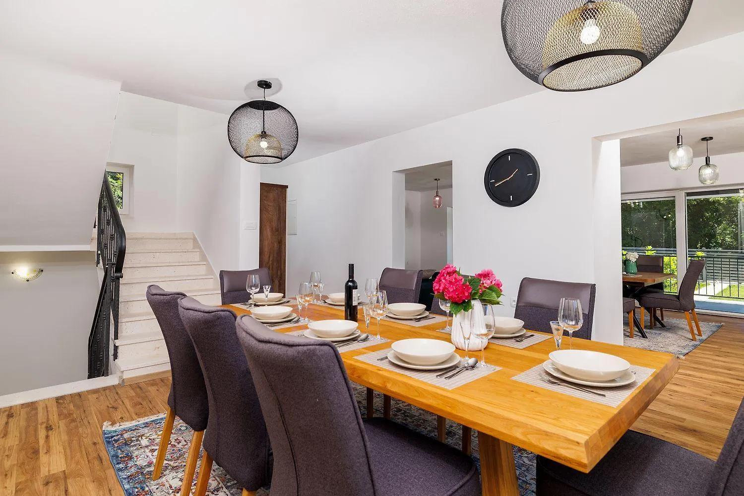 Holiday home Atemberaubende Villa Mit Whirlpool, Privatpool, Aussendusche, Fitnessraum, Waschmaschine Tribalj